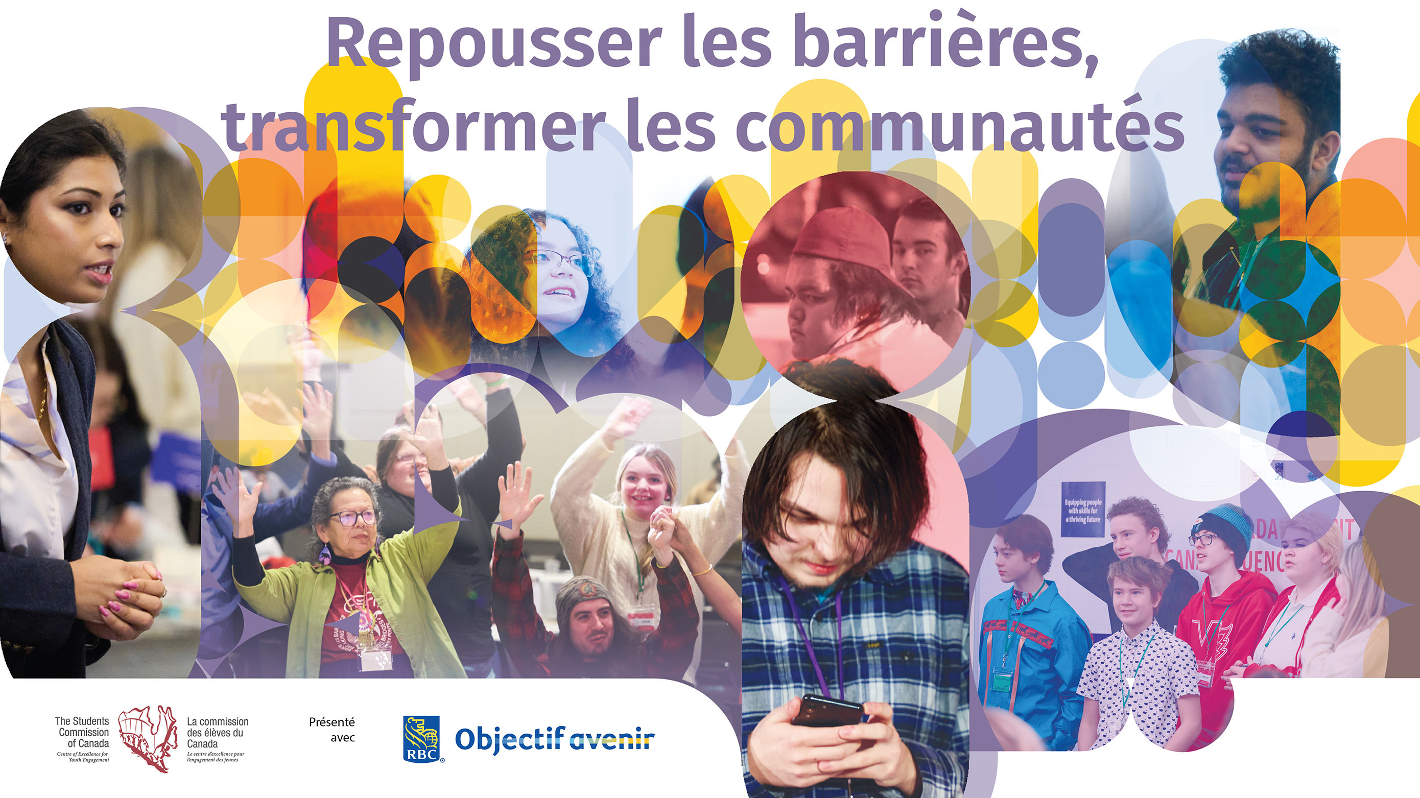 Groupe d'enfants montrant leurs mains peintes en jaune, se tenant fièrement devant une fresque qui souligne l'implication communautaire et l'autonomisation des jeunes.